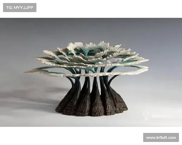 走进火焰玻璃的奇幻艺术世界探索炽热与透明交织 走进火焰玻璃的奇幻艺术世界探索炽热与透明交织