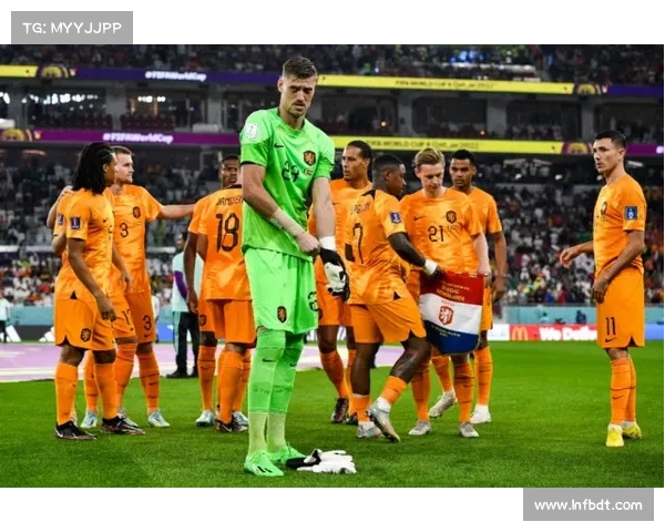 揭秘荷兰队2022世界杯为何罕见放弃经典橙色战袍改穿深色球衣